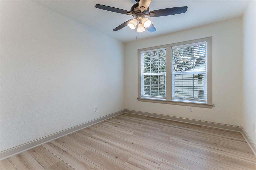 804 North 43rd Street Waco, TX 76710 - Photo 16 of 27