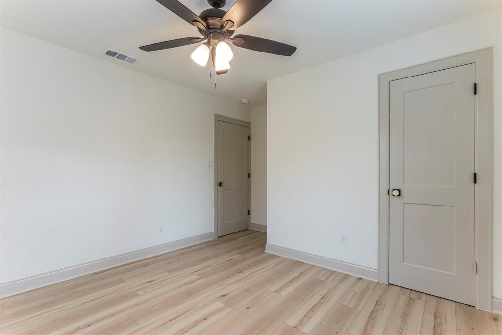 804 North 43rd Street Waco, TX 76710 - Photo 19 of 27