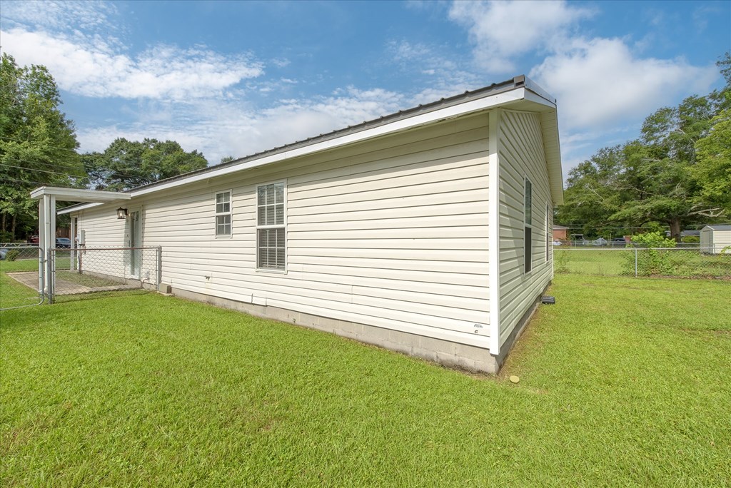711 Dutch Street Dothan, AL 36301 - Photo 4 of 25