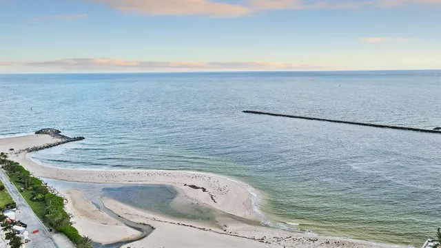 a view of a terrace with a outdoor space