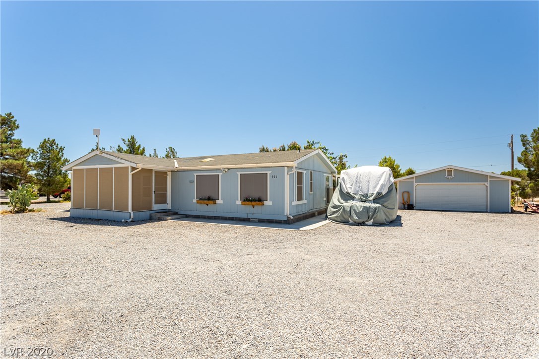 921 Piltz Road Pahrump, NV 89060 - Photo 3 of 19 Gallery Image 3