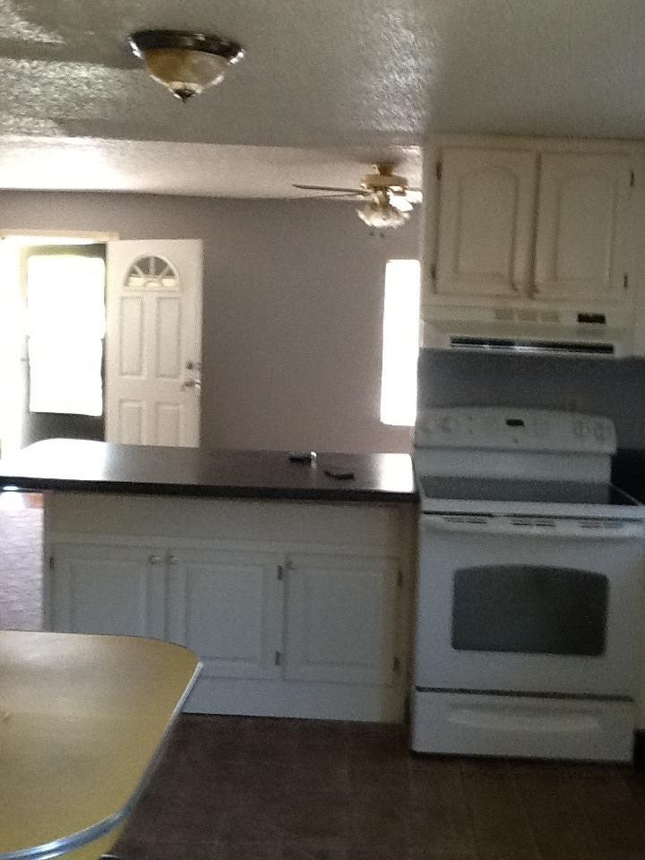 369 Chestnut Street Cumberland, KY 40823 - Photo 8 of 19 Photo 8