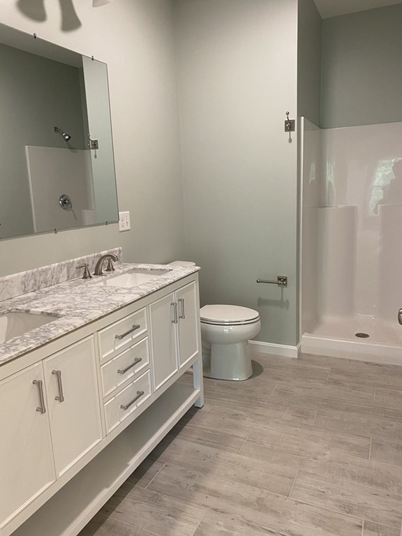 52 Spring Hill Drive, Unit 4 Uxbridge, MA 01569 - Photo 8 of 11