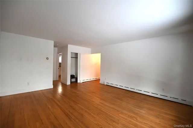 $2,400 | 86 Mill House Road, Unit 2, Marlboro, NY 12542