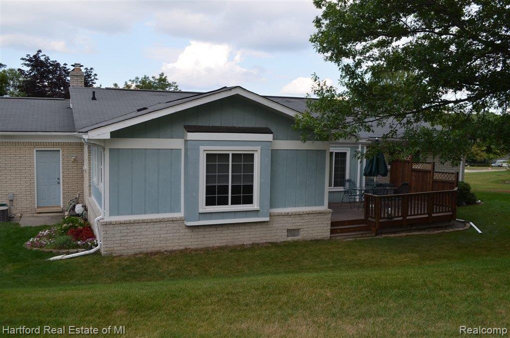 36131 Smithfield Road Farmington, MI 48335 - Photo 5 of 39 36131 Smithfield