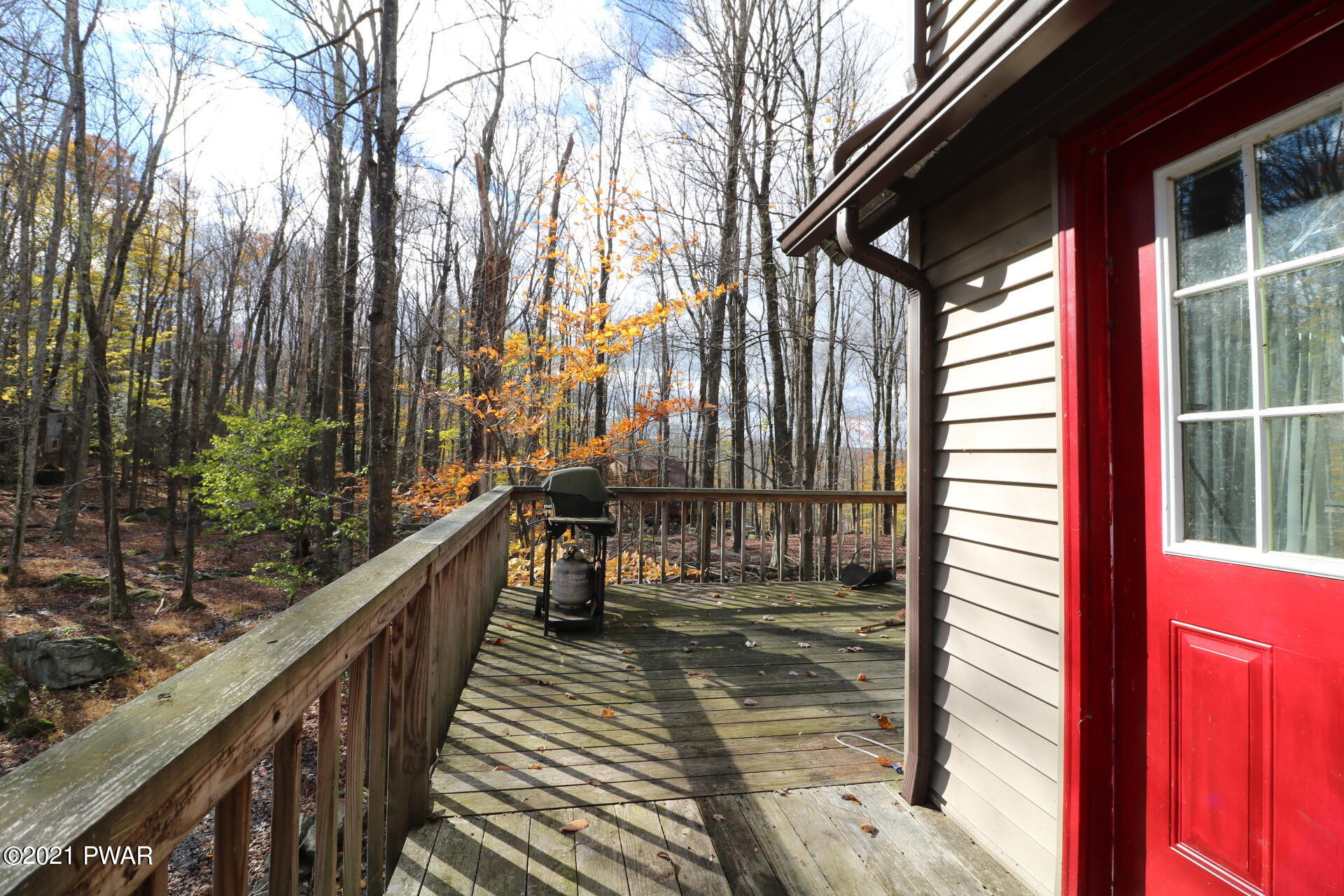11 Roamingwood Road Lake Ariel, PA 18436 - Photo 8 of 44
