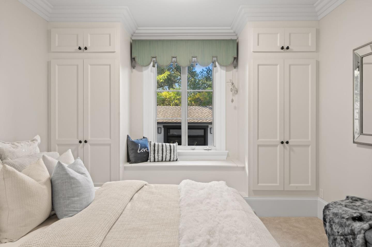 19050 Camino Barco Saratoga, CA 95070 - Photo 26 of 91