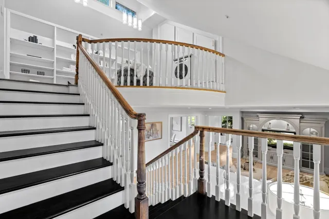 $5,388,888 | 19050 Camino Barco, Saratoga, CA 95070