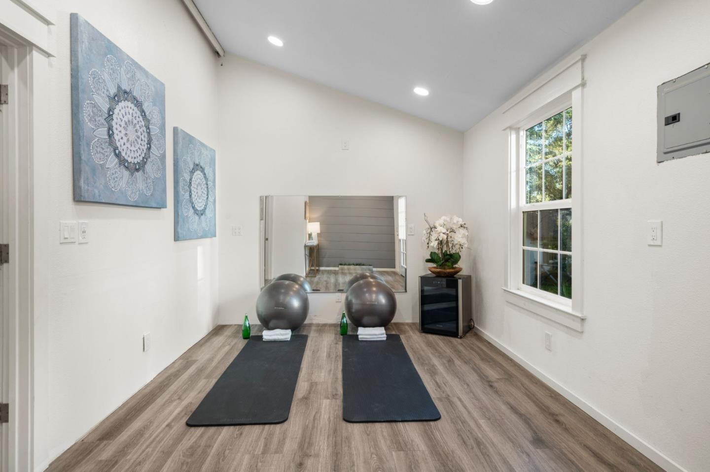 19050 Camino Barco Saratoga, CA 95070 - Photo 52 of 91