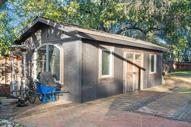 $5,388,888 | 19050 Camino Barco, Saratoga, CA 95070