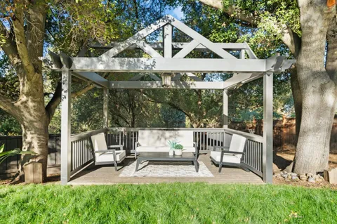 $5,388,888 | 19050 Camino Barco, Saratoga, CA 95070