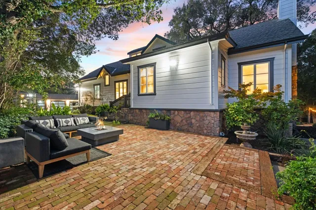 $5,388,888 | 19050 Camino Barco, Saratoga, CA 95070