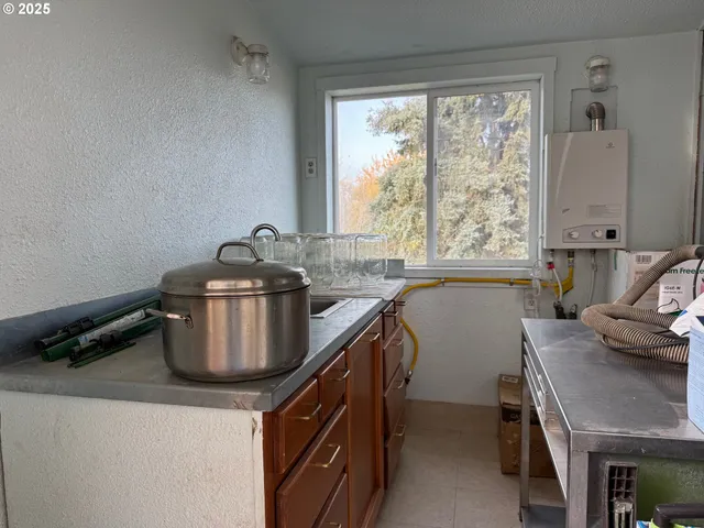 a bathroom with a sink and a toilet