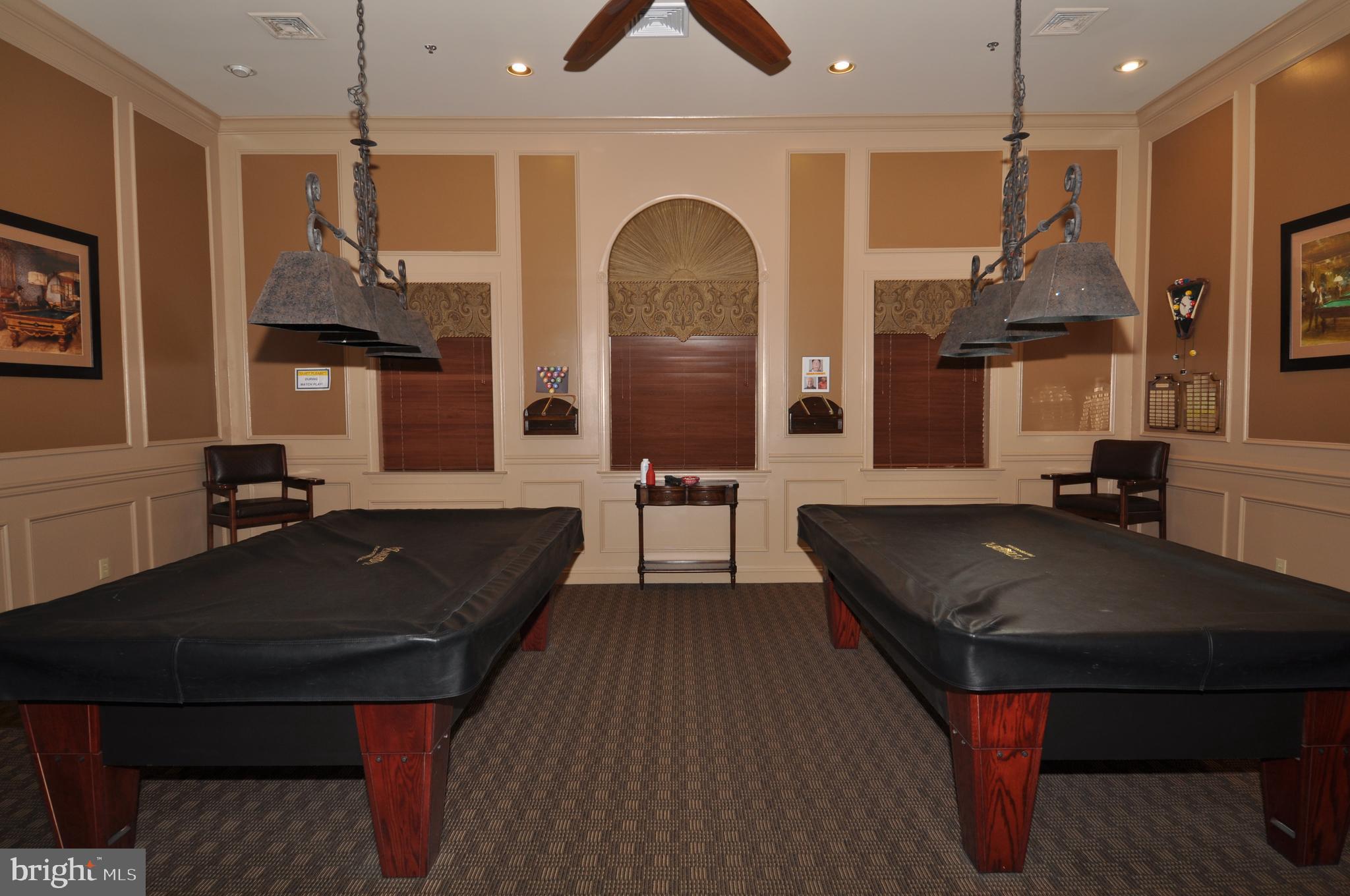 49 Chamber Lane Columbus, NJ 08022 - Photo 26 of 48 a living room with furniture a rug and kitchen chandelier