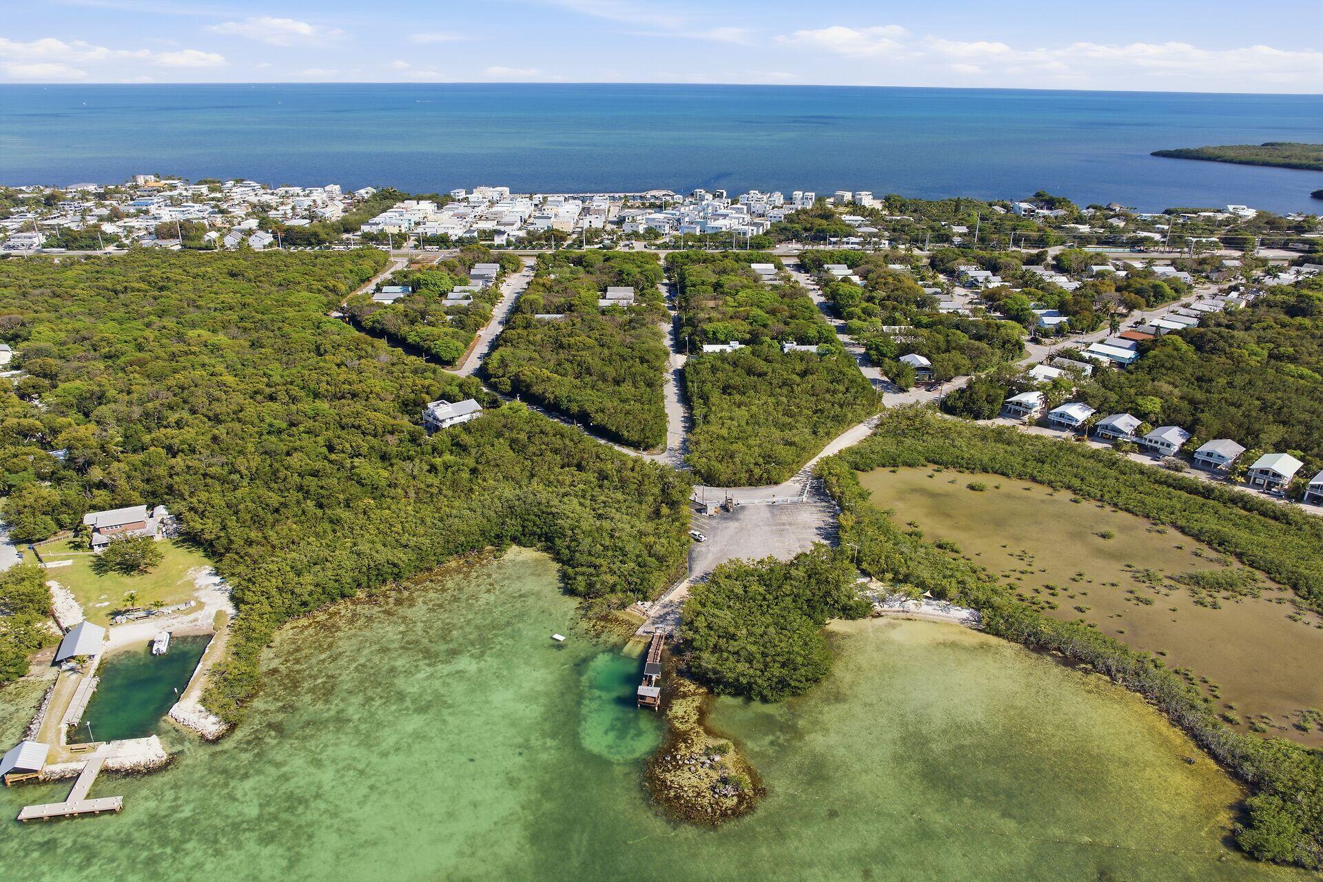 323 Bayview Avenue Key Largo, FL 33037 - Photo 36 of 45 36