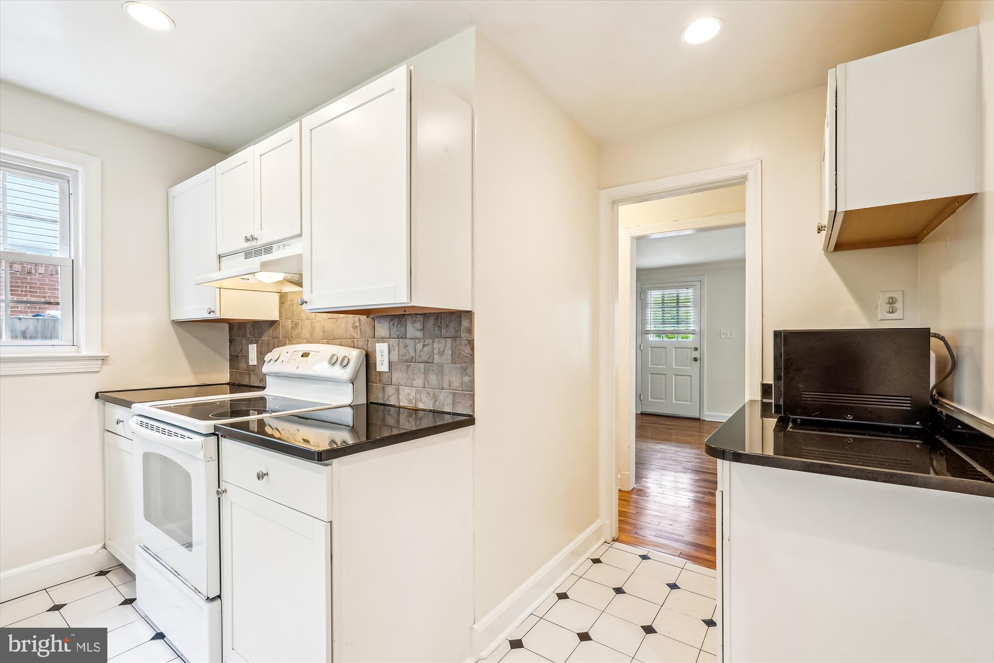 1918 Brisbane Street Silver Spring, MD 20902 - Photo 32 of 72 Gallery Image 32