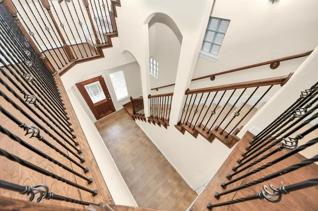 $2,995 | 10606 Shadow Elm Court, Houston, TX 77043