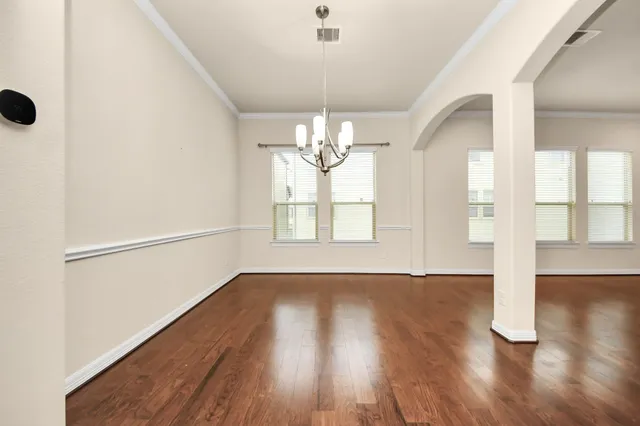 $2,995 | 10606 Shadow Elm Court, Houston, TX 77043