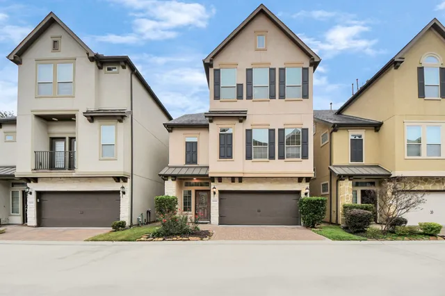 $2,995 | 10606 Shadow Elm Court, Houston, TX 77043