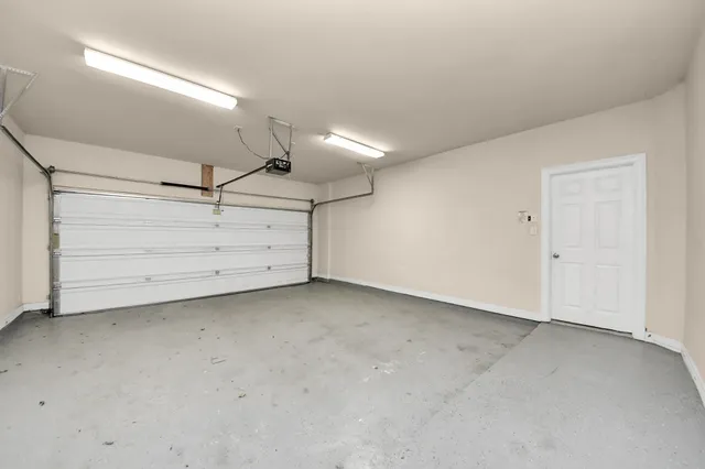 $2,995 | 10606 Shadow Elm Court, Houston, TX 77043