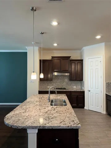 $2,995 | 10606 Shadow Elm Court, Houston, TX 77043