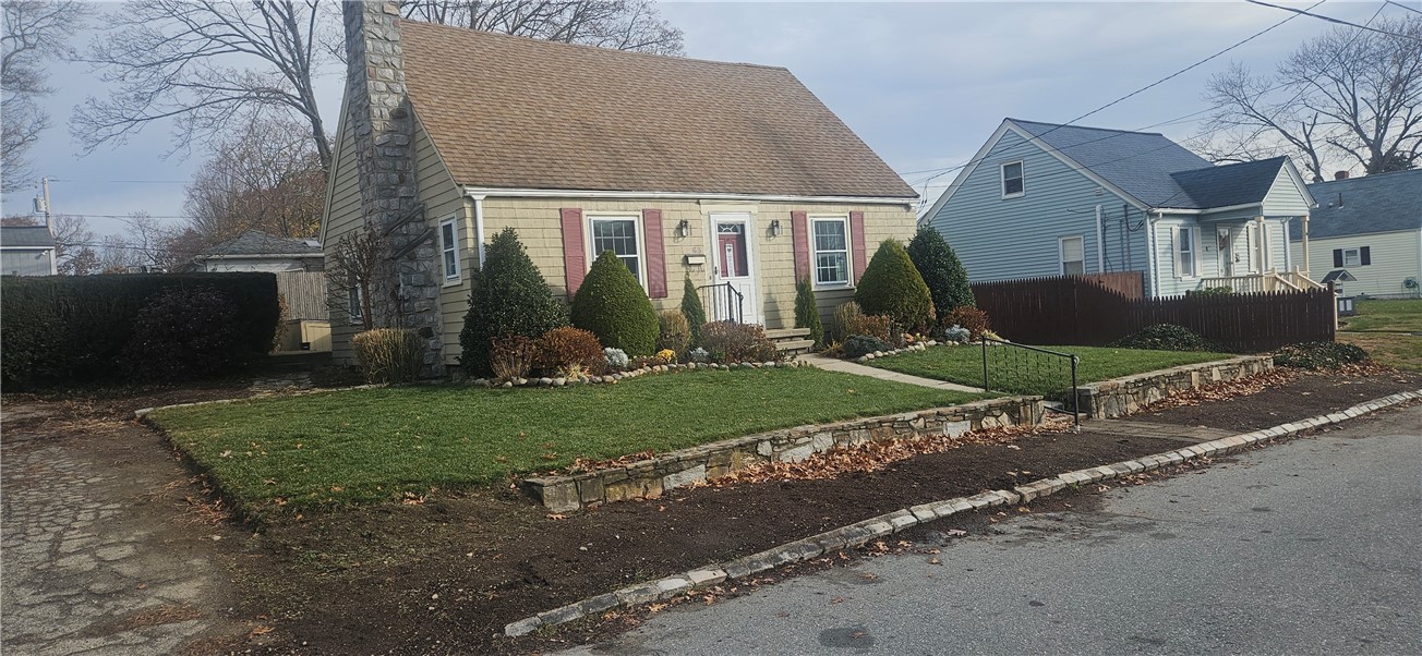 63 Benbridge Avenue Warwick, RI 02888 - Photo 2 of 14 front