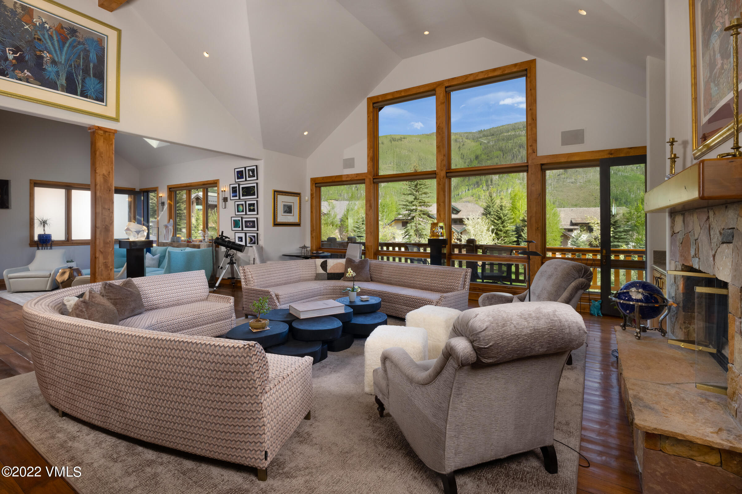 1700 Lions Ridge Loop Vail, CO 81657 - Photo 4 of 26 Living