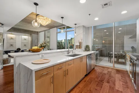 $1,299,900 | 415 Church Street, Unit 1003, Nashville, TN 37219