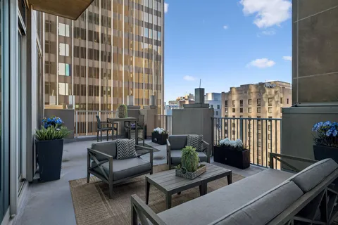 $1,299,900 | 415 Church Street, Unit 1003, Nashville, TN 37219