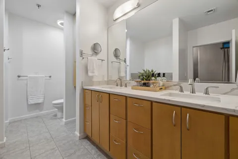 $1,299,900 | 415 Church Street, Unit 1003, Nashville, TN 37219