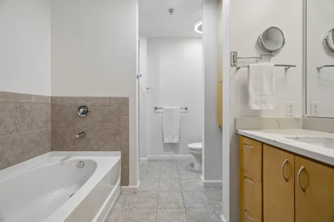 $1,299,900 | 415 Church Street, Unit 1003, Nashville, TN 37219