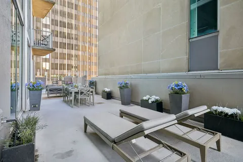 $1,299,900 | 415 Church Street, Unit 1003, Nashville, TN 37219