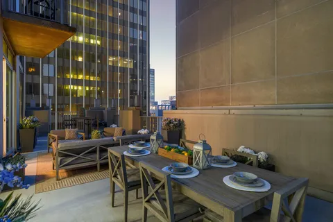 $1,299,900 | 415 Church Street, Unit 1003, Nashville, TN 37219