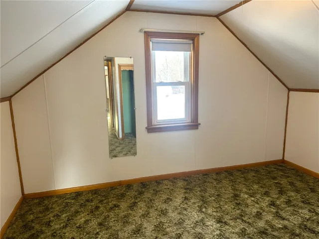 $185,900 | 828 East Cir Drive, Vestal, NY 13850