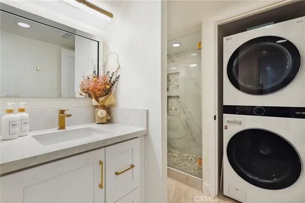 $7,995 | 2425 Vista Hogar, Newport Beach, CA 92660