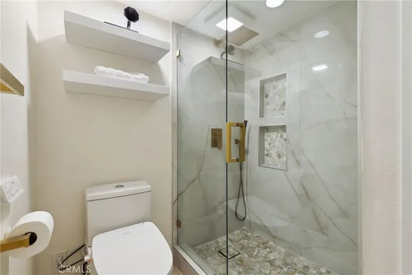 $7,995 | 2425 Vista Hogar, Newport Beach, CA 92660