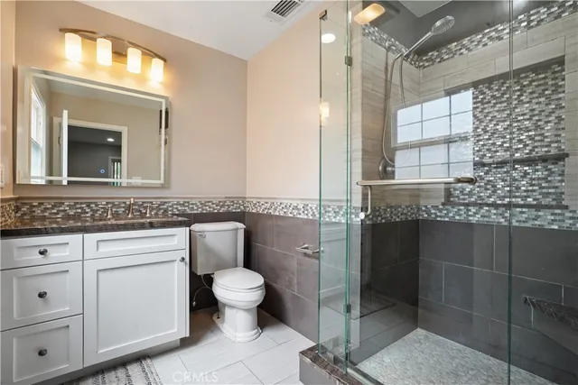 $4,200 | 20247 Kinzie Street, Chatsworth, CA 91311