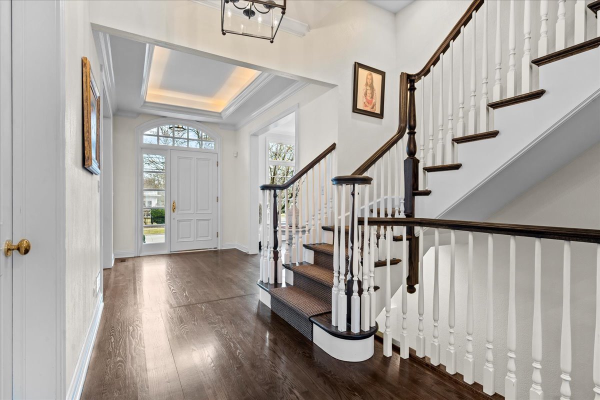 410 Cedar Street Winnetka, IL 60093 - Photo 5 of 57 a view of entryway with wooden floor