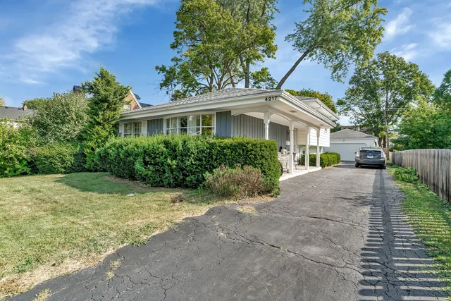 $464,900 | 4217 Main Street, Downers Grove, IL 60515