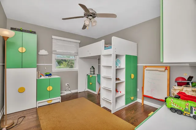 $464,900 | 4217 Main Street, Downers Grove, IL 60515