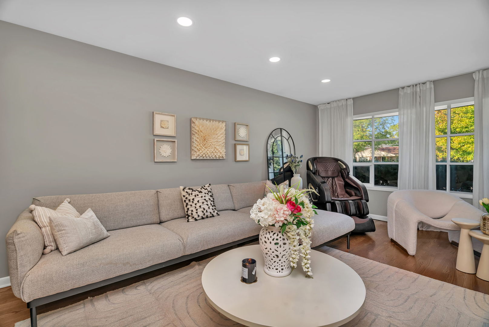 4217 Main Street Downers Grove, IL 60515 - Photo 3 of 31 a living room with furniture and a large window