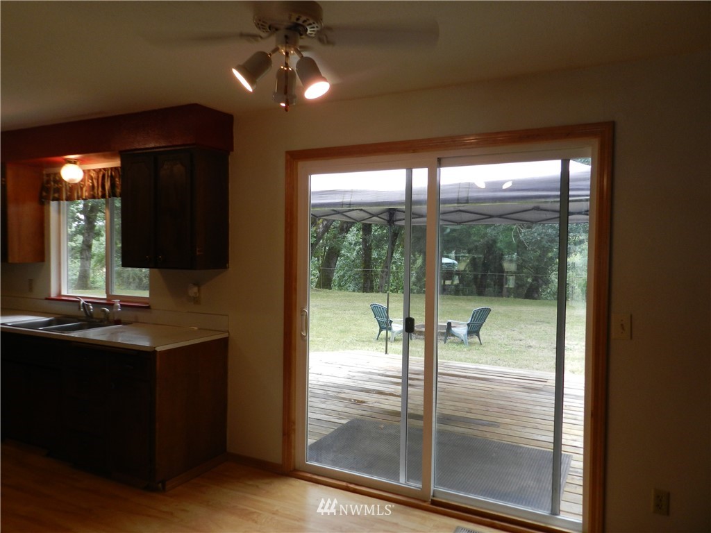 8221 James Road Southwest Rochester, WA 98579 - Photo 8 of 25