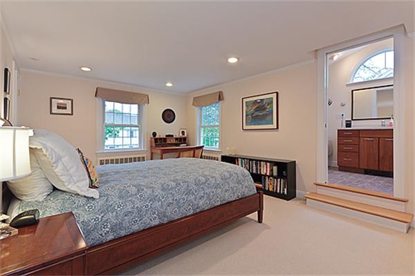 133 Dalton Road Belmont, MA 02478 - Photo 13 of 20 Gallery Image 13
