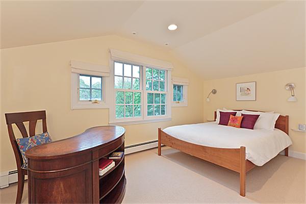 133 Dalton Road Belmont, MA 02478 - Photo 17 of 20 Gallery Image 17