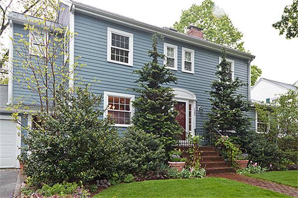 133 Dalton Road Belmont, MA 02478 - Photo 2 of 20 Gallery Image 2