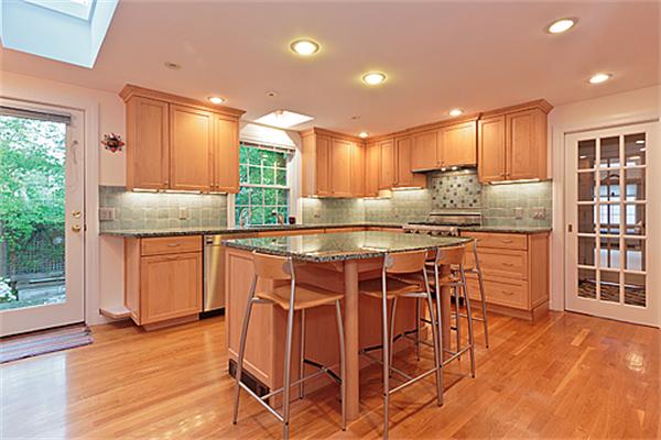 133 Dalton Road Belmont, MA 02478 - Photo 9 of 20 Gallery Image 9
