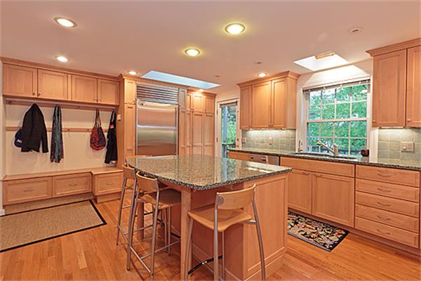 133 Dalton Road Belmont, MA 02478 - Photo 10 of 20 Gallery Image 10