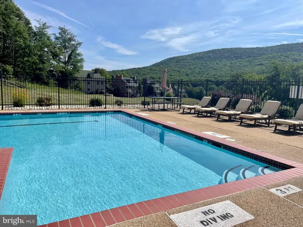$264,000 | 14200 Northern Lights Drive, Unit 34, Mercersburg, PA 17236