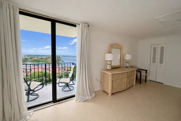 $4,500 | 3460 South Ocean Boulevard, Unit 608, Palm Beach, FL 33480
