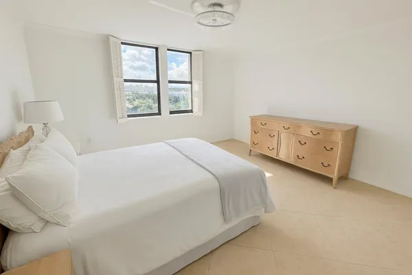 $4,500 | 3460 South Ocean Boulevard, Unit 608, Palm Beach, FL 33480